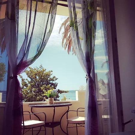 Dujic With Hot Tub Kastela